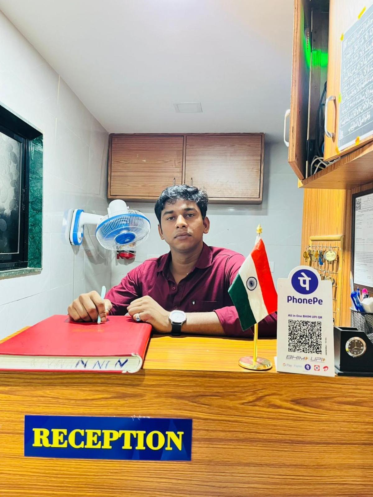 Hostel Kufa Pg Bombaj